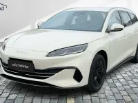 Neu BYD Seal Boost 184 PS (135 kW) 2025 Beige Kombi