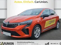 Begagnad Renault Clio V Techno 91 HK (66 kW) 2025 Orange Sedan
