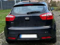 Gebraucht Kia Rio 86 PS (63 kW) 2012 Schwarz Kleinwagen