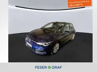 Second-hand VW Golf VIII Style 131 CP (96 kW) 2022 Albastru Berlinǎ