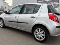 Gebraucht Renault Clio III 79 PS (58 kW) 2007 Platingrau Limousine