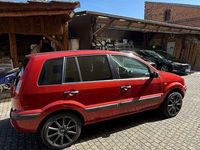 Gebraucht Ford Fusion 80 PS (58 kW) 2006 Rot Kleinwagen
