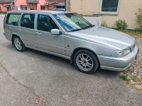 Usata Volvo V70 170 CV (125 kW) 1999 Argento Station wagon