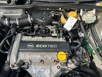 Gebraucht Opel Corsa 64 PS (47 kW) 1999 Silber Kleinwagen