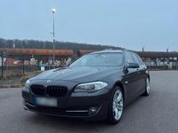Gebraucht BMW 525 204 PS (150 kW) 2011 Schwarz Kombi