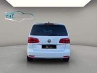 Gebraucht VW Touran Cup 140 PS (102 kW) 2014 Weiß Van / Kleinbus