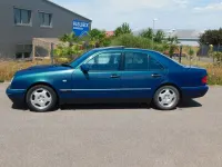 Gebraucht Mercedes E230 150 PS (110 kW) 1997 Grün Limousine