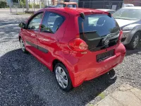 Second-hand Toyota Aygo 68 CP (50 kW) 2007 Roșu Hatchback