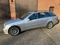 Gebraucht Mercedes C220 Elegance 150 PS (110 kW) 2005 Silber Kombi