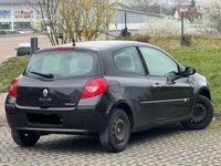 gebraucht Renault Clio 1.2 16V Dynamique Zahnriemen neu
