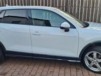 Gebraucht Audi Q2 Sport 150 PS (110 kW) 2017 Weiß SUV
