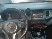 Gebraucht Kia Carens Spirit 141 PS (103 kW) 2015 Weiß Van / Kleinbus