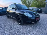 Second-hand Lancia Ypsilon 77 CP (56 kW) 2007 Negru Hatchback