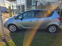 Gebraucht Opel Meriva 101 PS (74 kW) 2012 Silber Van / Kleinbus