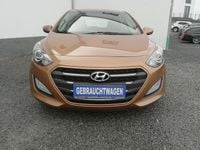 Gebraucht Hyundai i30 Classic 101 PS (74 kW) 2015 Orange Limousine