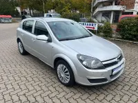 Używany Opel Astra Edition 140 KM (102 kW) 2007 Srebrny Hatchback