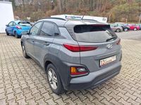 Gebraucht Hyundai Kona Trend 120 PS (88 kW) 2020 Grau SUV