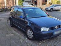Gebraucht VW Golf IV 75 PS (55 kW) 1998 Blau Kleinwagen