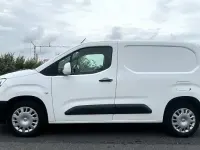 Gebraucht Opel Combo 102 PS (75 kW) 2018 Weiß Van / Kleinbus