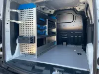 Używany Ford Transit Trend 101 KM (74 kW) 2025 Biały Minivan