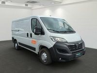 Gebraucht Opel Movano S 140 PS (102 kW) 2024 Hell weiß Van