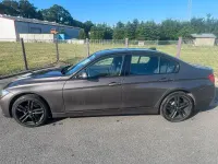 Gebraucht BMW 318 143 PS (105 kW) 2012 Braun Limousine