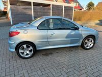 Gebraucht Peugeot 206 CC 109 PS (80 kW) 2006 Silber Cabrio