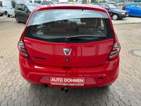 Gebraucht Dacia Sandero 75 PS (55 kW) 2012 Rot Kleinwagen