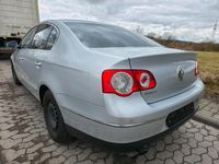 Gebraucht VW Passat 150 PS (110 kW) 2005 Silber Limousine