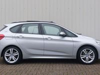 Gebraucht BMW 225 Active Tourer iPerformance 224 PS (164 kW) 2016 Silber Van / Kleinbus