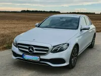 Usata Mercedes E250 211 CV (155 kW) 2018 Argento Berlina