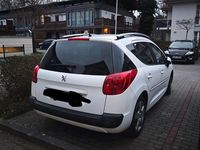 Gebraucht Peugeot 207 Premium 92 PS (67 kW) 2012 Weiß Kombi