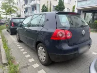 Gebraucht VW Golf V 75 PS (55 kW) 2005 Blau Kleinwagen