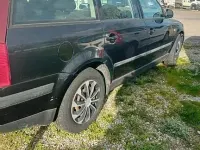 Gebraucht VW Passat Basis 102 PS (75 kW) 2000 Schwarz Kombi