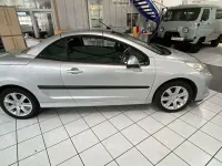 Gebraucht Peugeot 207 CC Sport 120 PS (88 kW) 2012 Grau Cabrio