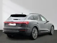 Gebraucht Audi Q8 e-tron S-Line 300 kW (408 PS) 2024 Magnetgrau SUV