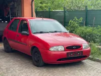 Brugt Ford Fiesta 60 HK (44 kW) 1999 Rød Hatchback