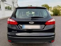 Usata Ford Focus 116 CV (85 kW) 2012 Nero Station wagon