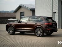 Second-hand Porsche Cayenne Platinum Edition 262 CP (192 kW) 2016 Maro SUV