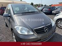 Gebraucht Mercedes A150 Elegance 95 PS (69 kW) 2009 Blau Limousine