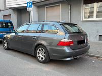 Gebraucht BMW 525 177 PS (130 kW) 2005 Grau Kombi