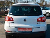 Gebraucht VW Tiguan 140 PS (102 kW) 2008 Weiß SUV