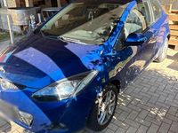 Second-hand Mazda 2 75 CP (55 kW) 2010 Albastru Hatchback