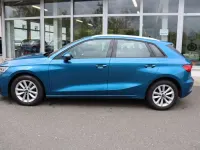 Gebraucht Audi A3 Basis 150 PS (110 kW) 2022 Atollblau metallic Limousine