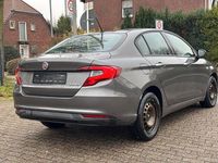 Gebraucht Fiat Tipo Easy 95 PS (69 kW) 2016 Grau Limousine