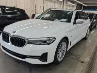 Gebraucht BMW 530 Shadowline 184 PS (135 kW) 2024 Weiß Kombi