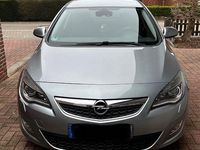 Gebraucht Opel Astra Design Edition 87 PS (63 kW) 2011 Grau Limousine