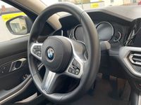 gebraucht BMW 318 d lückenloses Scheckheft