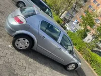 Gebraucht Opel Astra 105 PS (77 kW) 2007 Grau Limousine