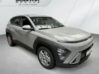 Neu Hyundai Kona Select 150 PS (110 kW) 2026 Grau SUV